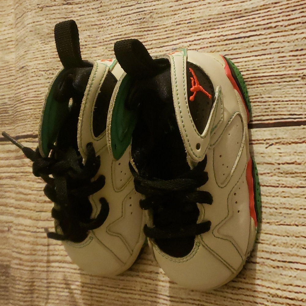 Nike Air Jordan Vii Retro size 6c